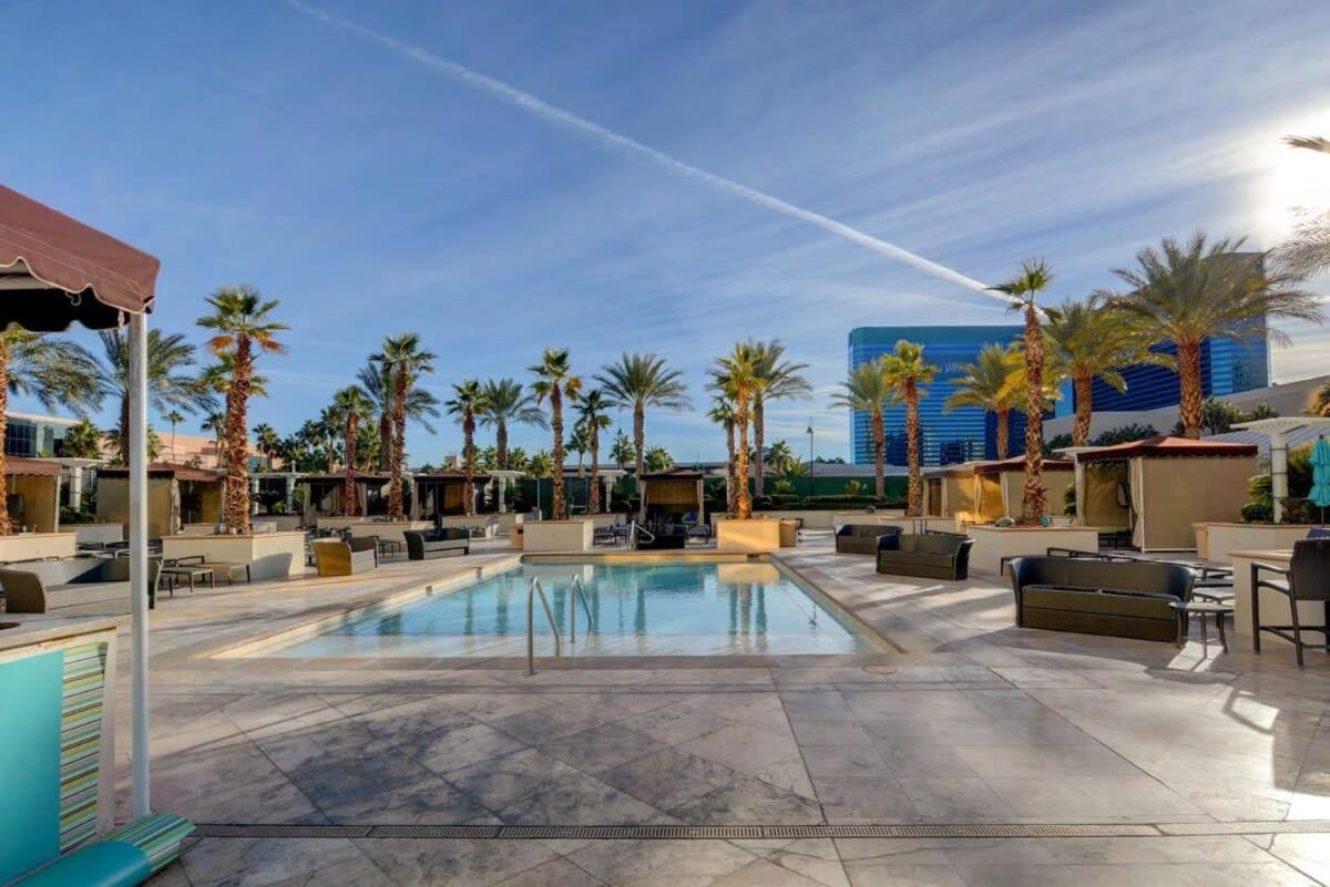 Mgm Signature-31-704 Jacuzzi Holiday home *